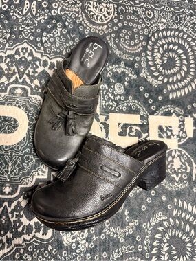 b.o.c. Black Leather Tassel Clogs